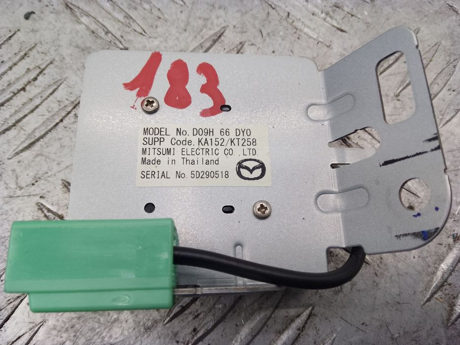 Антенна GPS D09H66DY0 для Mazda CX-3 2016-2021