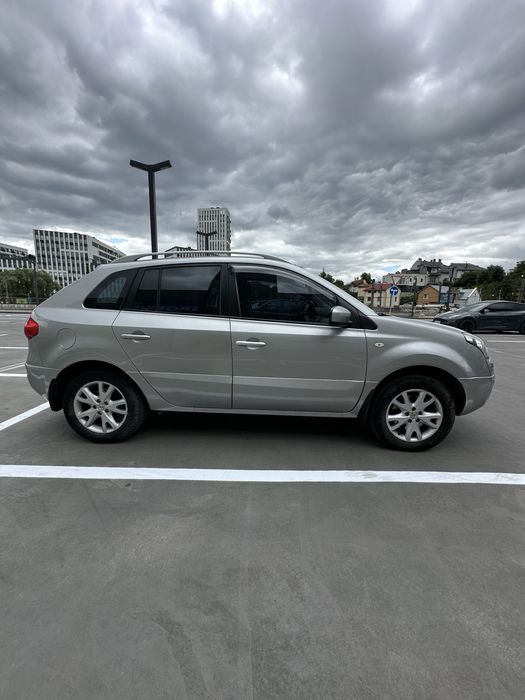 Renault Koleos 2.5 | 4×4 | ГАЗ/бензин | Надійний сімейний автомобіль
