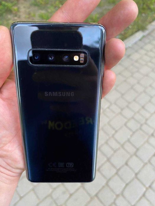 Samsung GALAXY S10