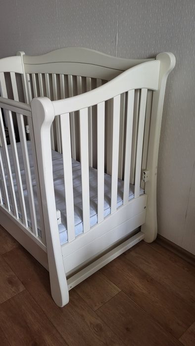 Ліжко для немовлят. Верес. З ортопед.матрацом. З маятником. 3 рівні