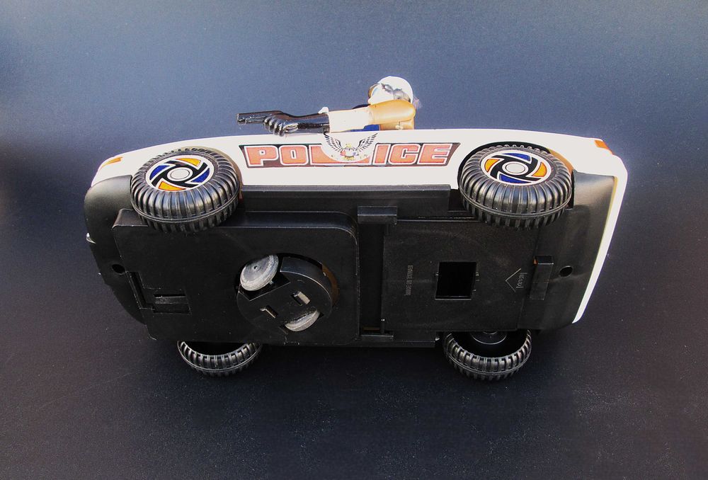 Antigo Brinquedo a Pilhas POLICE CAR BMW 850 by WEI MEI TOYS Taiwan