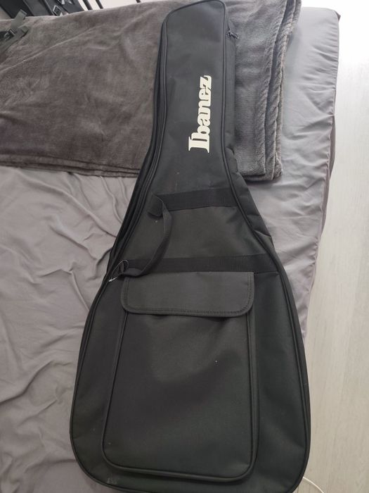 Guitarra Ibanez para restauro