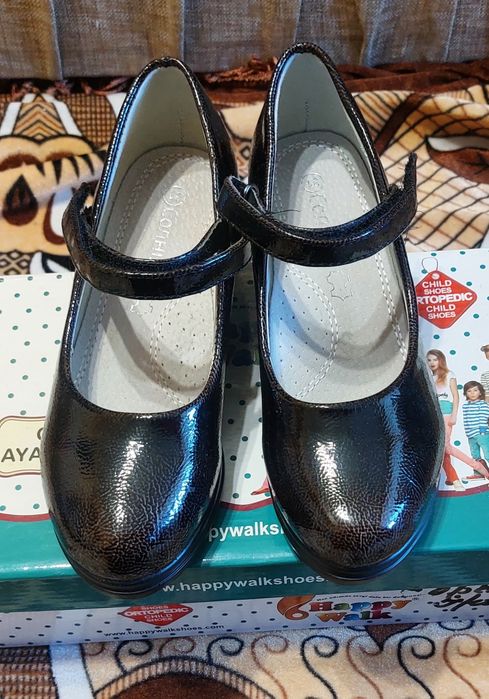 Чорні шкільні туфлі на дівчинку 31 р.