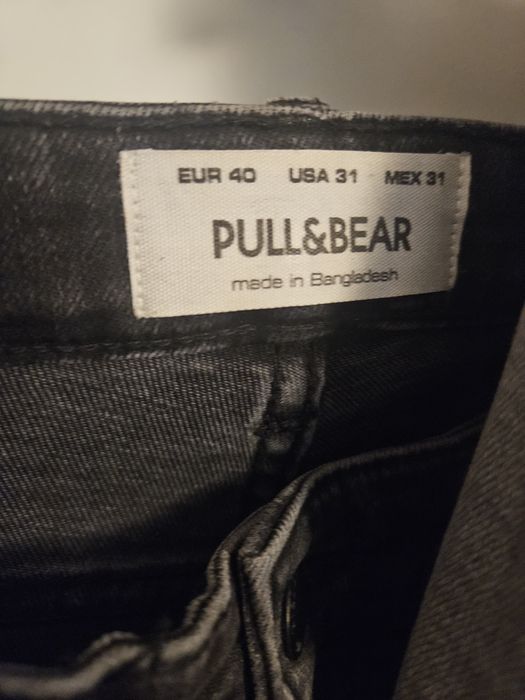 Spodnie męskie firmy ZARA, PULL&BEAR.