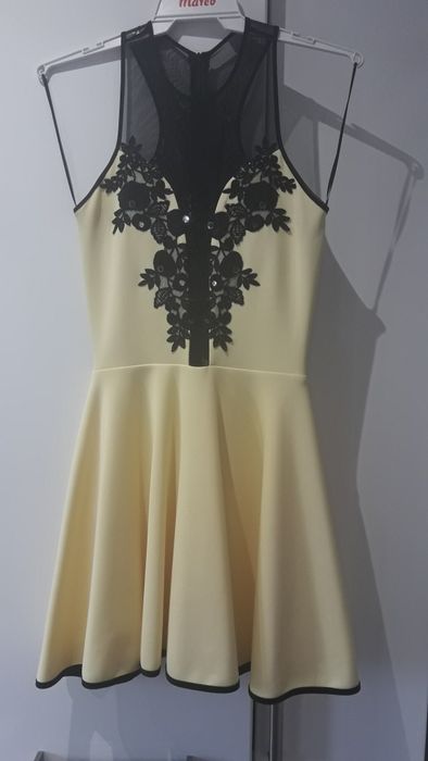 Śliczna żółta sukienka (plecy z siatki)