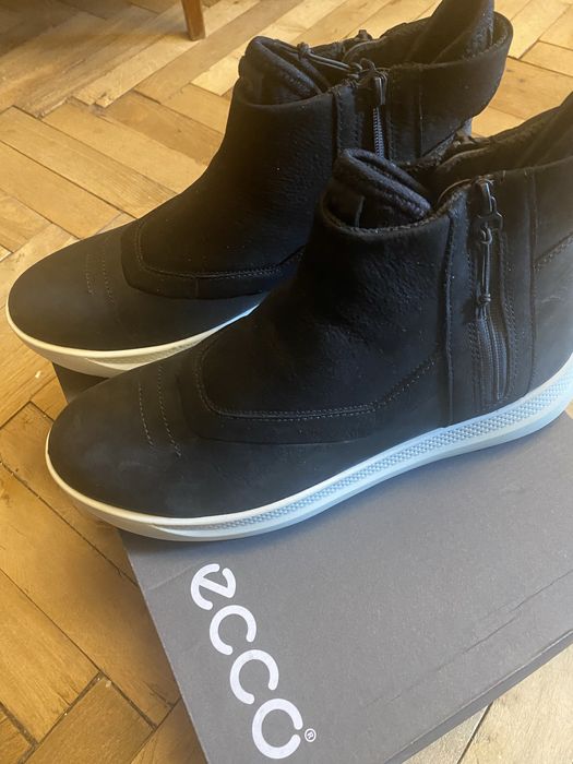 Ботинки ECCO жіночі