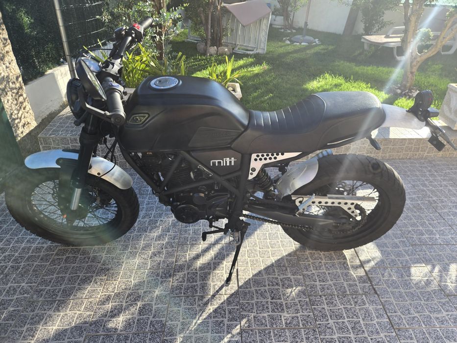 Vendo mota mitt ZY125-15A  gasolina