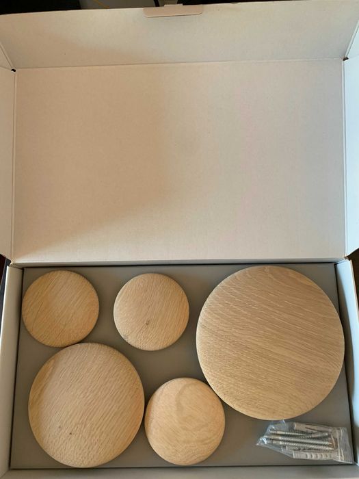 Cabide em design redondo