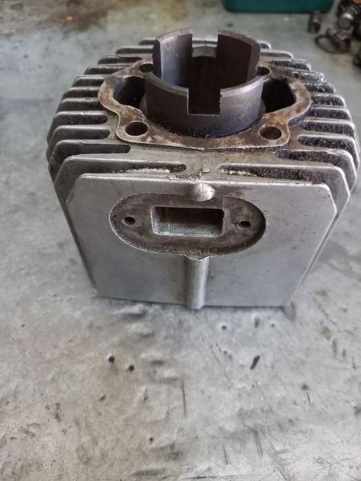 Cylinder jawa 50 mustang kaczka nominał