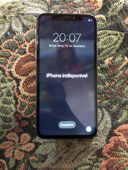 Iphone xs desbloqueado tao como novo  vendo ou troco