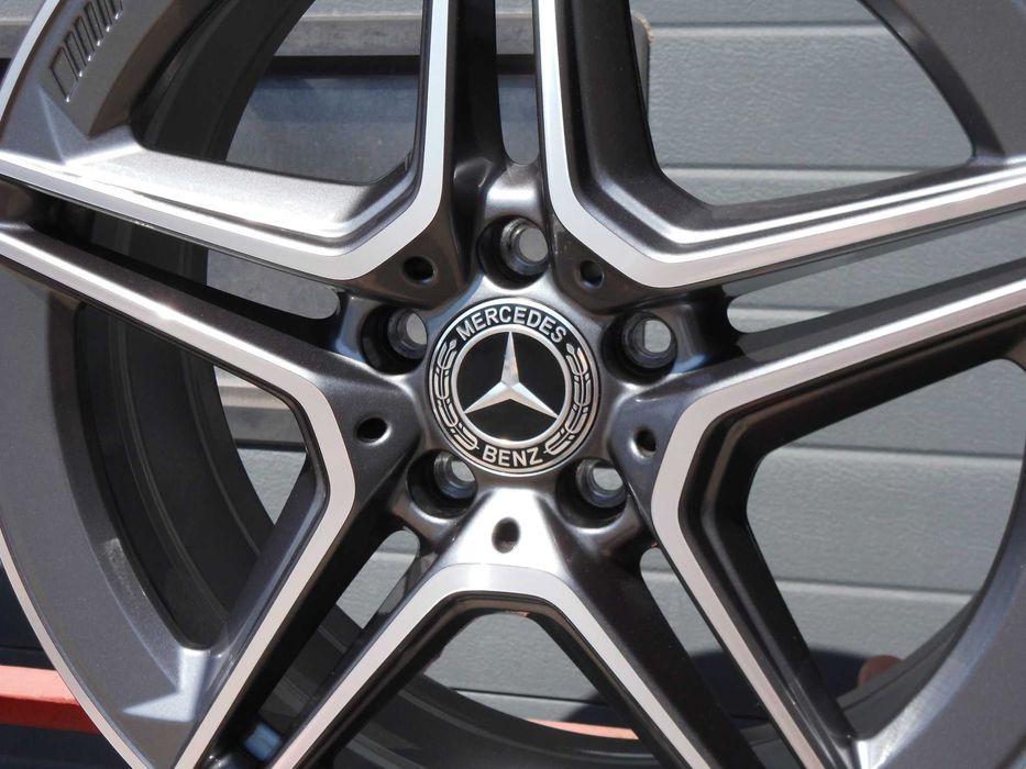 Felgi aluminiowe 19 5x112 Oryg Mercedes GLA H247 GLB X247 AMG TPMS