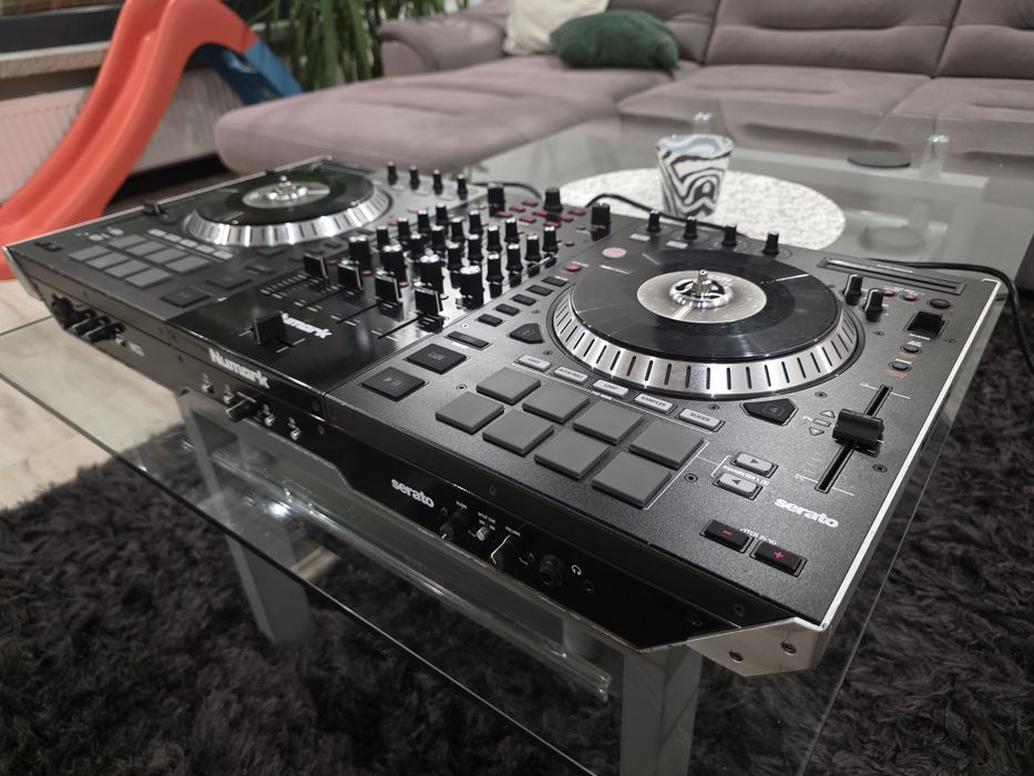 Kontroler Numark ns7ii, konsola Dj, djka
