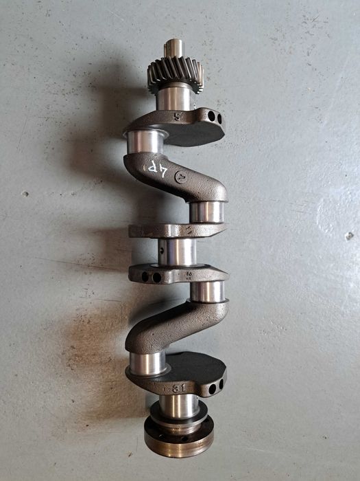 Wał korbowy silnika TOYOTA 4P - Wózek widłowy - po regeneracji