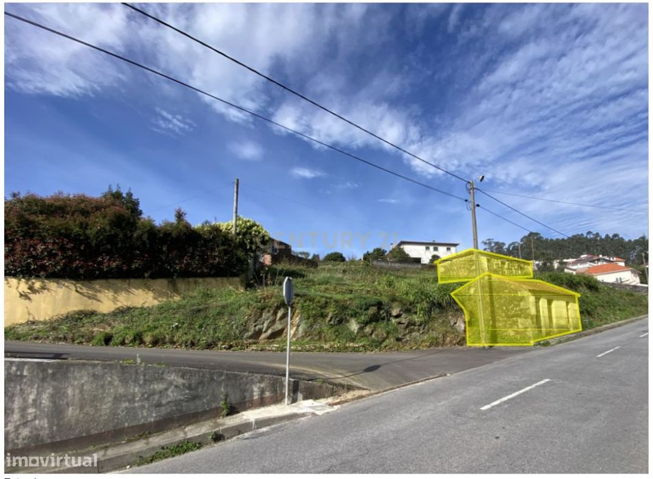 Terreno com Projeto Aprovado para 2 Moradias  em Viana do Castelo