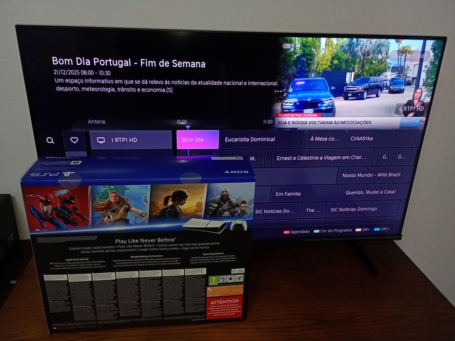 Consola (PS5) PlayStation 5 - Slim Digital 1TB - 2025 NOVA e SELADA