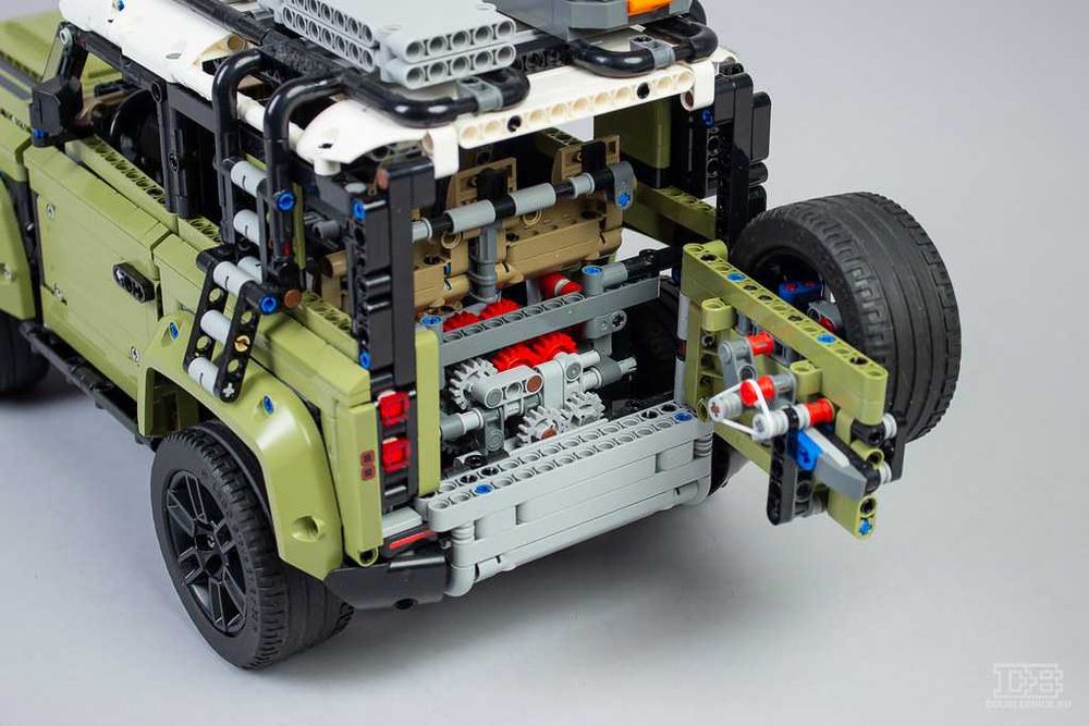 ‼️2573 деталі‼️Конструктор Lego - Land Rover Defender 4x4 (42110)