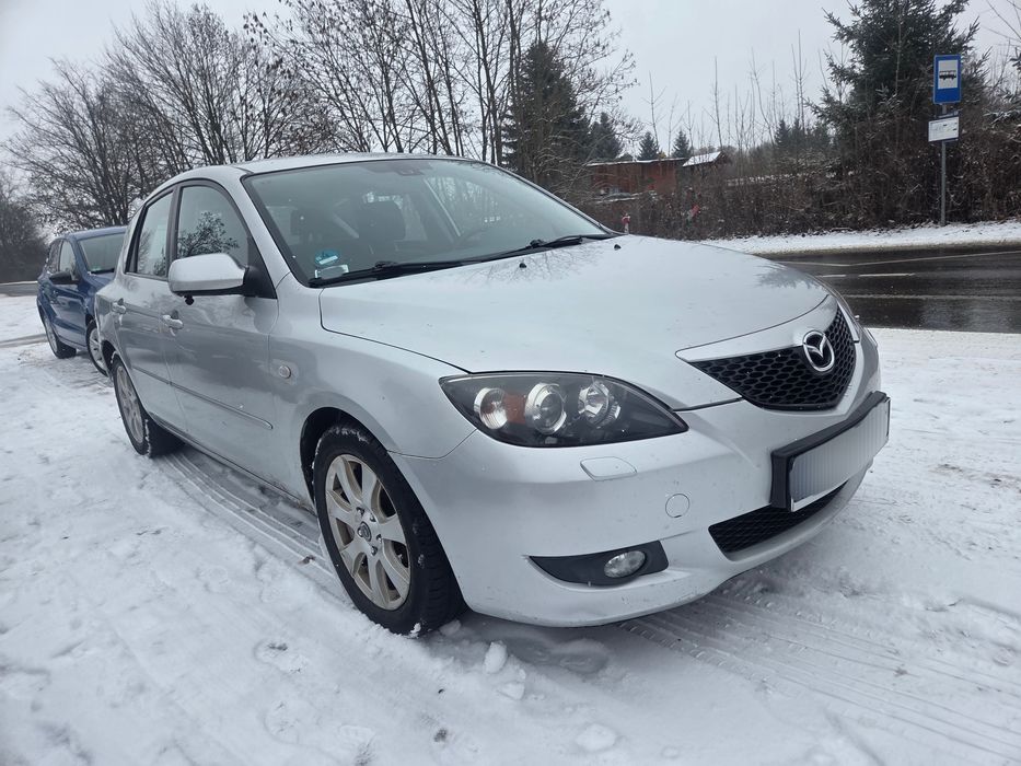 Mazda 3 5drzwi 05r 2.0Lpg 9lat zadbany klima ksenony 2kpl kół wysyłka
