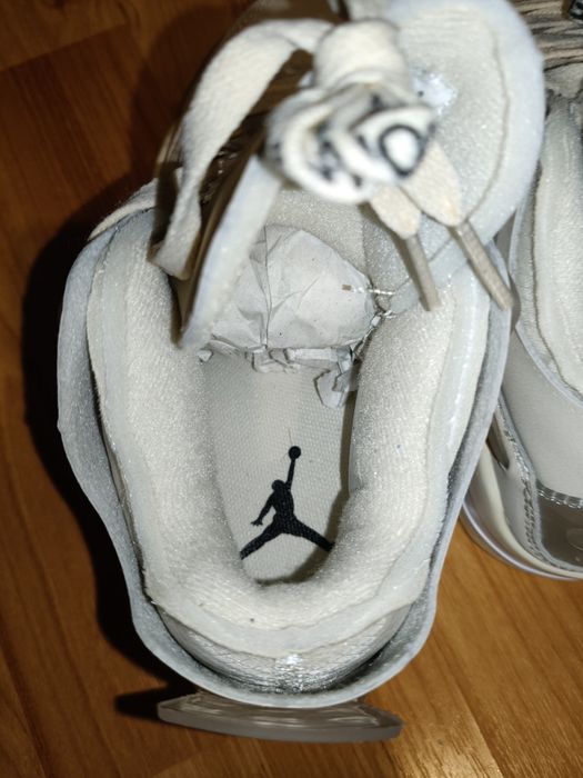 Air Jordan 4 Retro Off-White