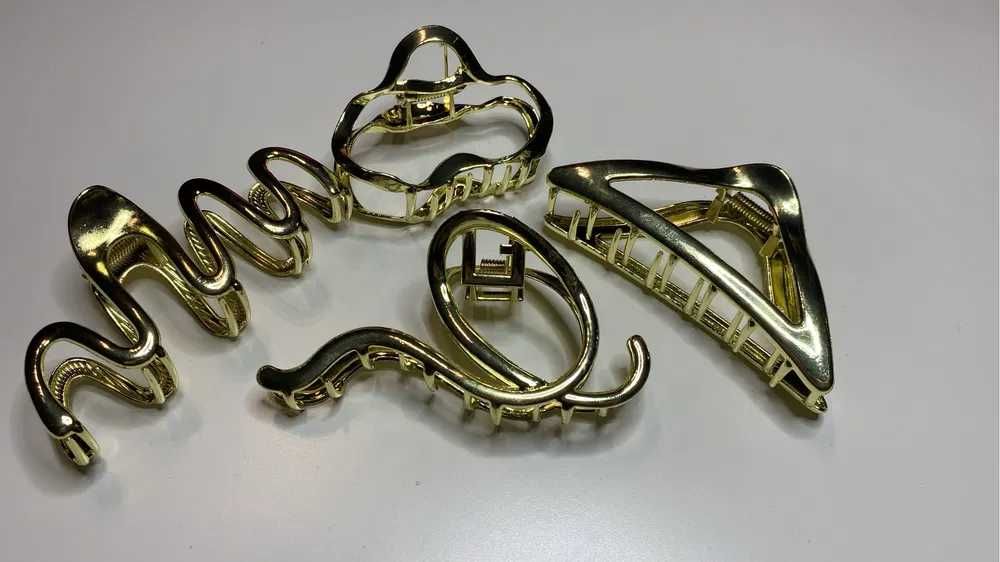 Klamry spinki do włosów złote