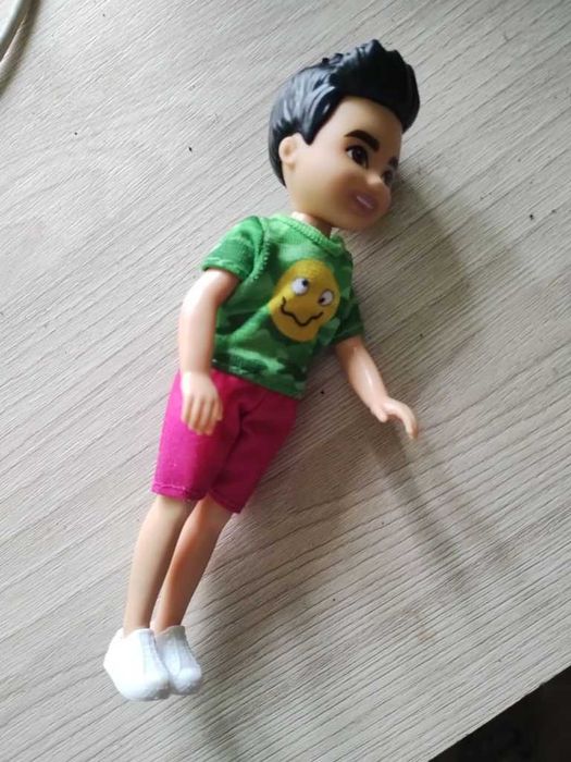 Фігурка хлопчик mattel