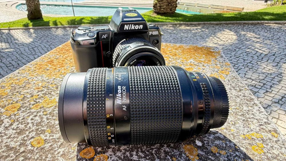 máquina fotográfica Nikon