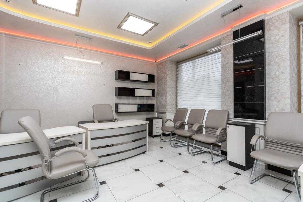 Продаж комерційного приміщення з ремонтом під офіс, клініку, послуги.