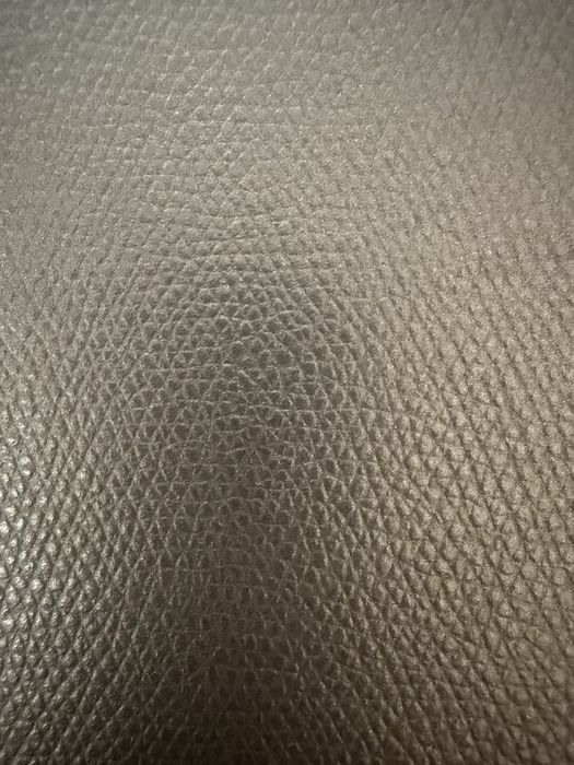 Продам кожаную сумку VIF