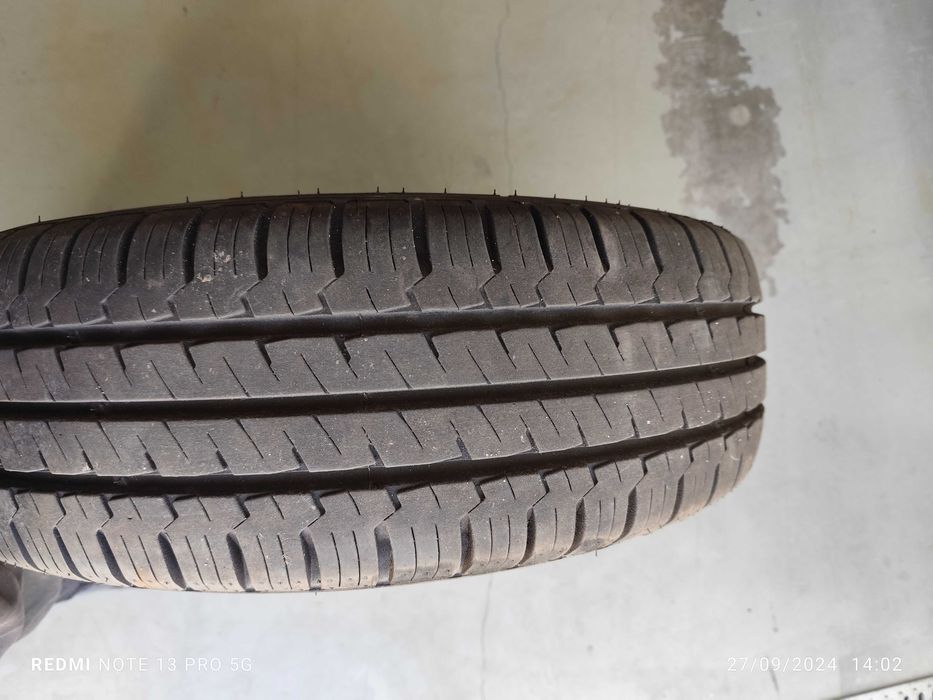 jante para carrinha 15" com pneu 270/70/15