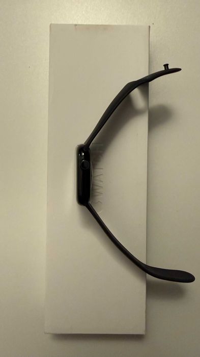 Apple Watch Series 11 42mm - Cellular + GPS (Com Garantia)