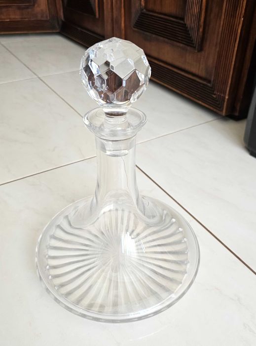 Decantador em cristal64286563870339120