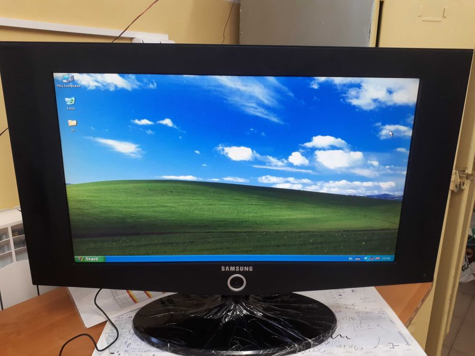 TV z funkcją monitora+pilot