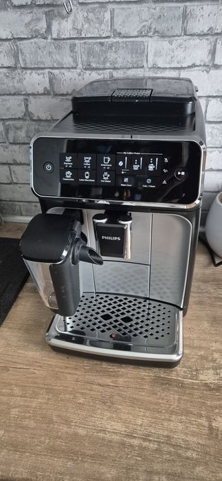 Ekspres do kawy Philips EP3246 LatteGo