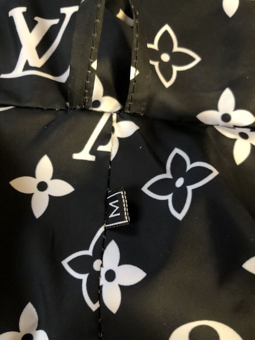 Куртка в стилі Louis Vuitton