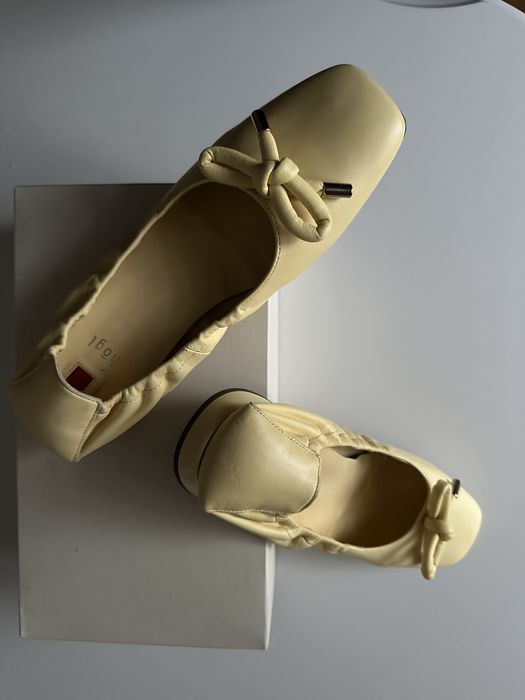 Туфлі hogl колір banana р. 38,5-39 (25,5 см)