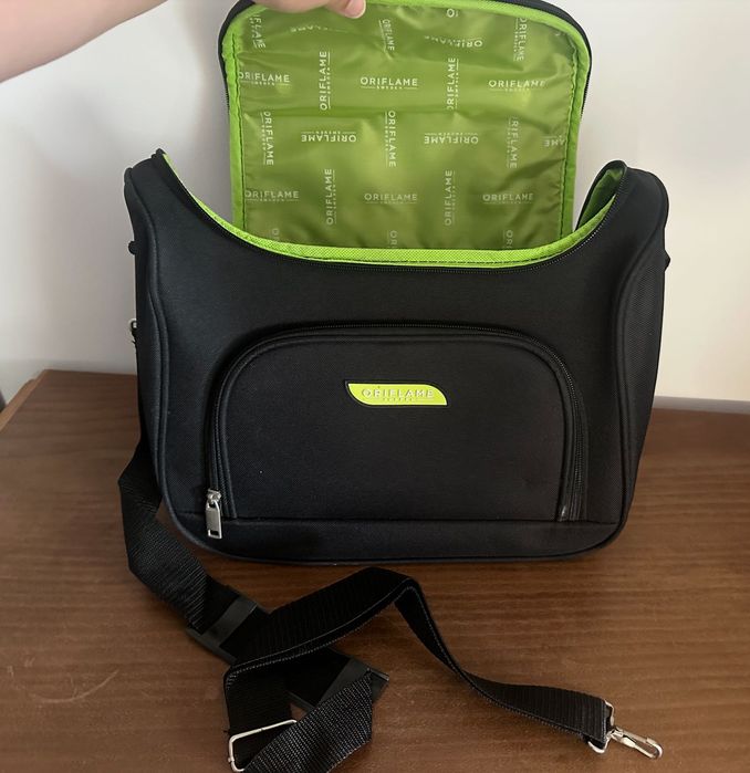 Mala Espaçosa NOVA Oriflame