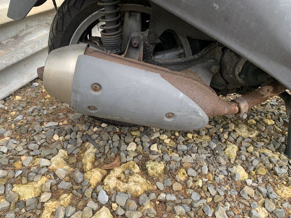 Piaggio x9 125 Silnik koło plastik zawieszenie