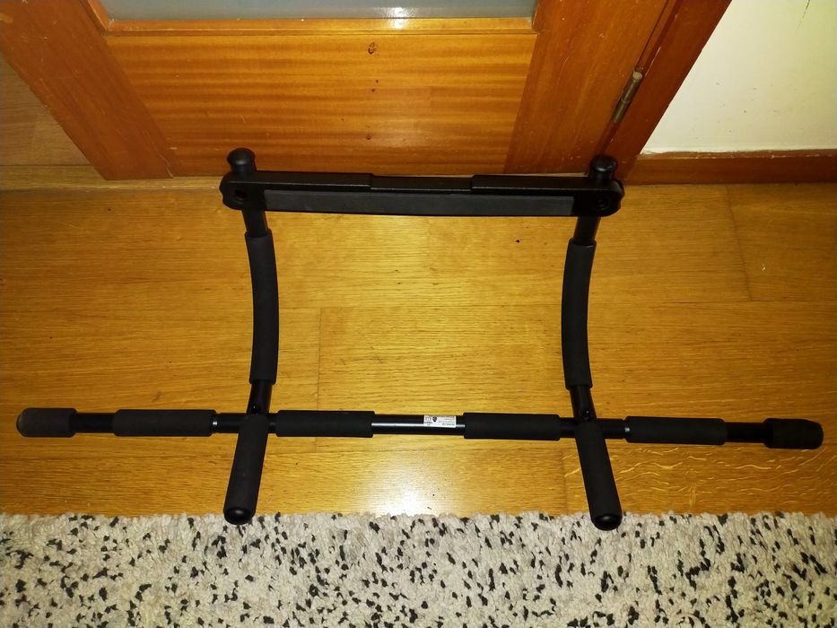 Barra de tração fitness