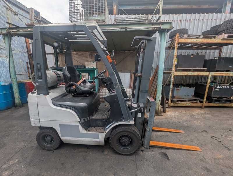 Вилочний автонавантажувач Nissan, 2012 року.
Модель: P1F1A15D.