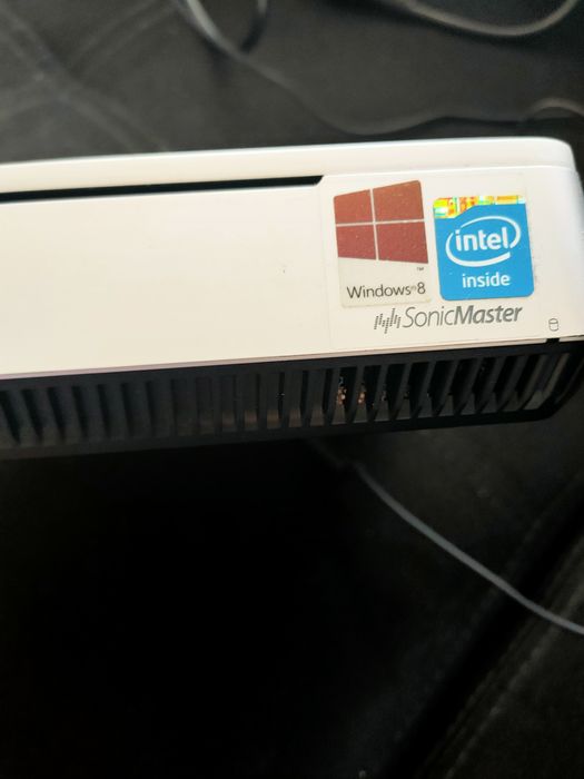 Komputer ASUS VivoPC VM40B Mini PC