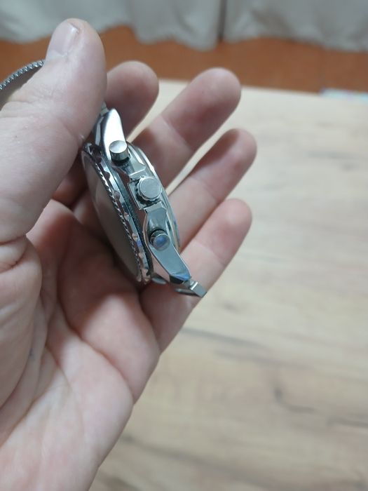 Часы Breitling, механические с автозаводом, на ходу.