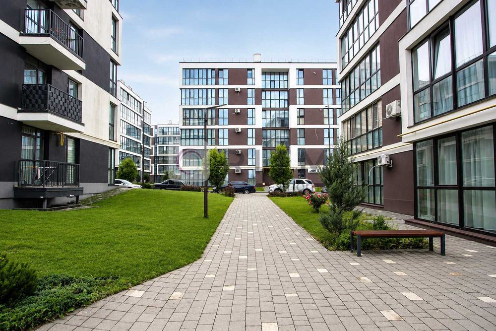 Продаж 2-кімнатна квартира з ремонтом ЖК Grand Village.
