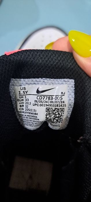 Ténis bota Nike ORIGINAIS para criança