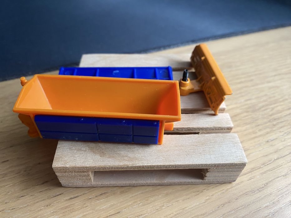 Zestaw do konwersji na pługopiaskarkę H0 1:87 (z SIKU 1898)