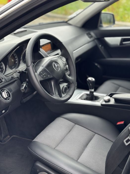 Mercedes-Benz C220 CDI | Excelente Estado