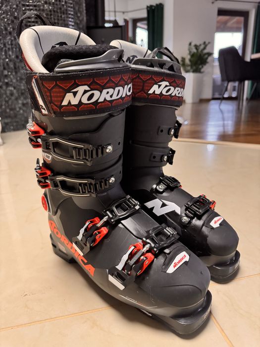 Sprzedam bury narciarskie Nordica 27,5