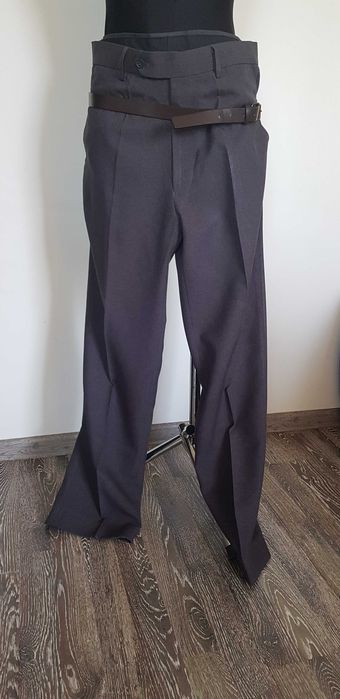 Spodnie męskie marki Sunset Suits- rozmiar L- XL