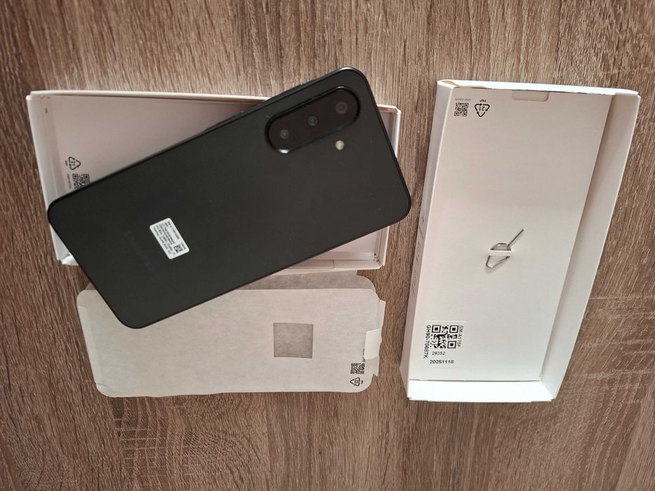 Samsung Galaxy  A17 czarny nowy.