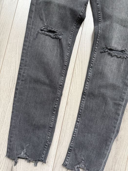 Spodnie męskie Bershka 42