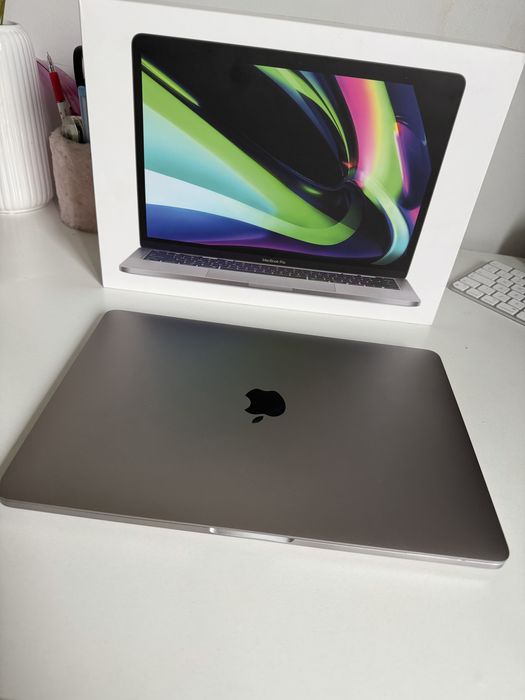 Macbook Pro 13” Touch Bar M1 8/256gb Space Gray