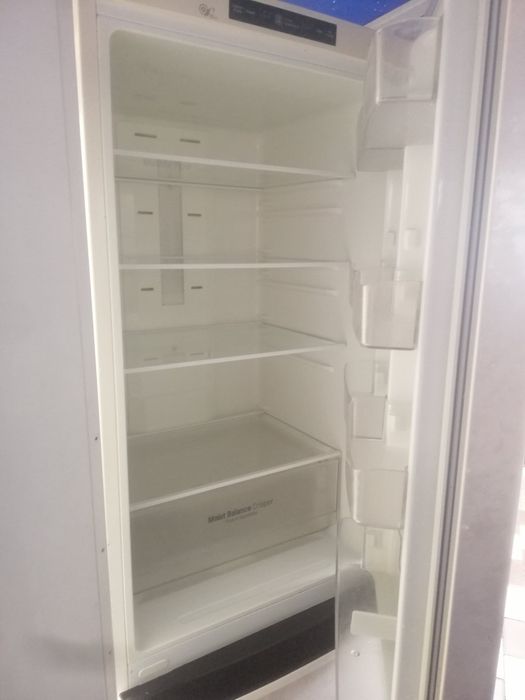 Холодильник Снайге, Индезит, Самсунг